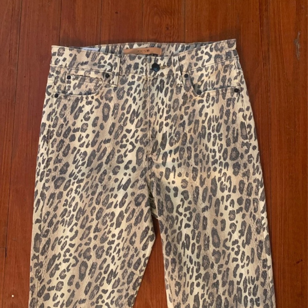 Joe’s Jeans 27 “High Rise Skinny”